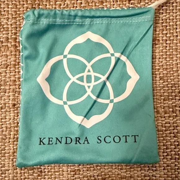 NEW Kendra Scott Regina Pearl Hoop Earrings NWT